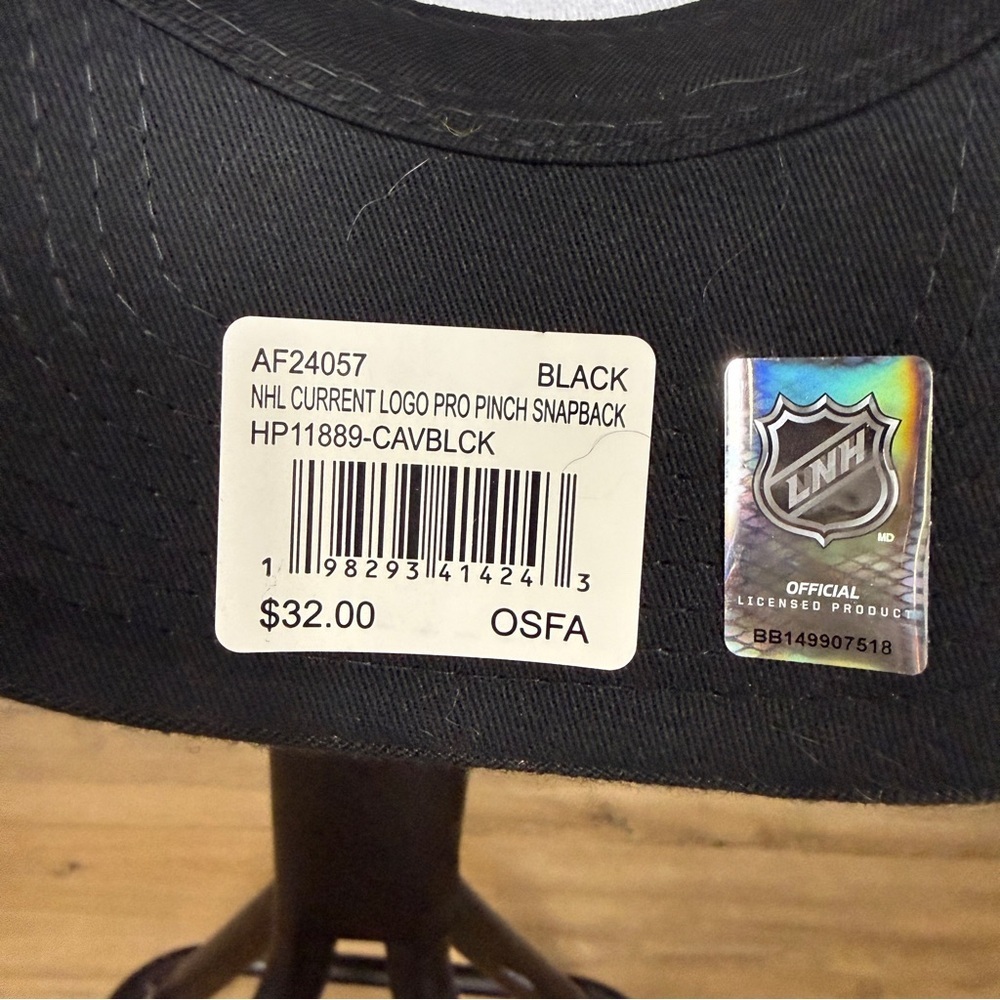 Colorado Avalanche NHL Snapback Baseball Hat NWT One Size - Picture 5 of 5